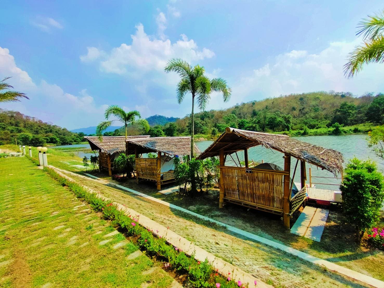 รูป Lake View Resort เขาเขียว ชลบุรี