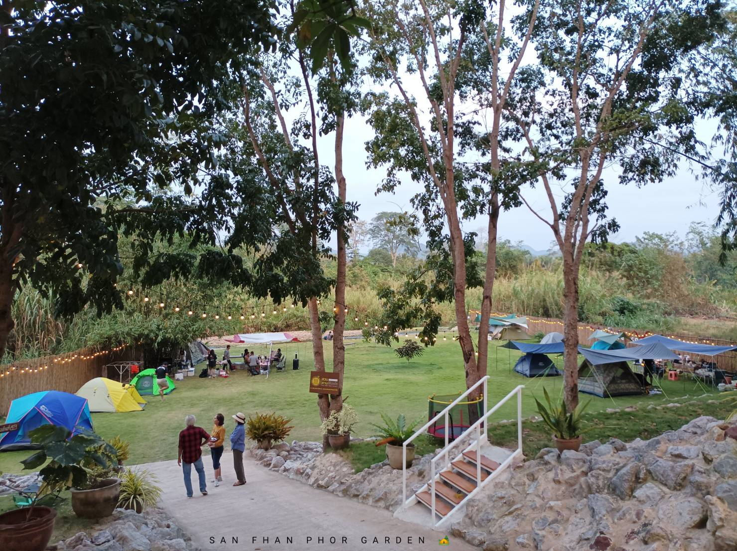 รูป สวนสานฝันพ่อ ป่าละอู ป่าเด็ง / SAN FHAN PHOR GARDEN Camping